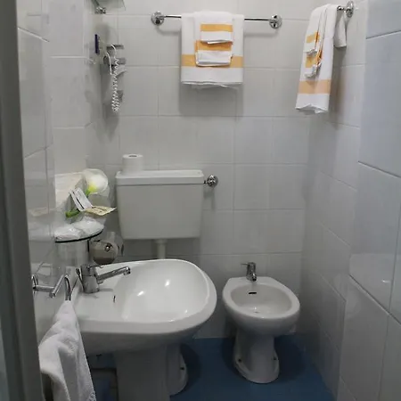 Hotel I Mattoni Rossi 2*