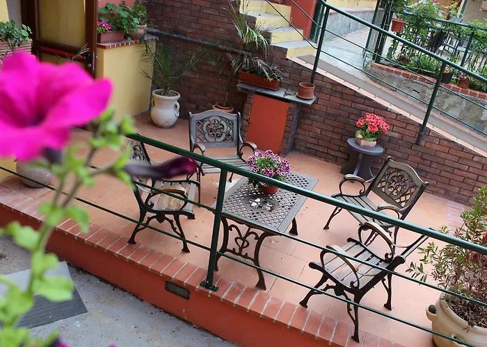 I Mattoni Rossi Celle Ligure